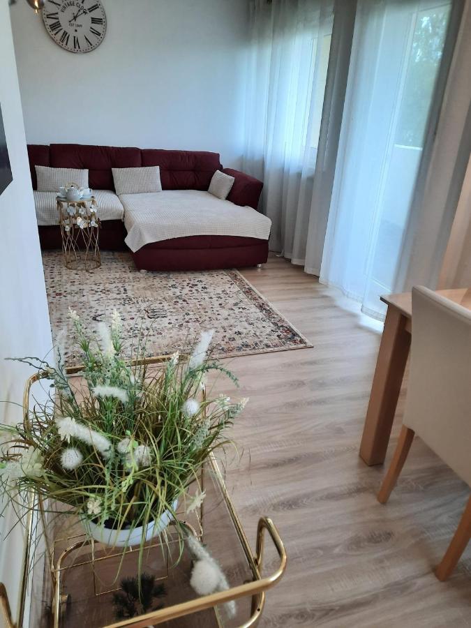 Moderne 3Zimmer Wohnung, In Koenigsbrunn Bei Augsburg Exterior foto